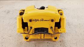 536-11576r Alfa Romeo 2018-2024 Stelvio Passenger Rh Rear Brake Caliper Yellow Oem Lkq
