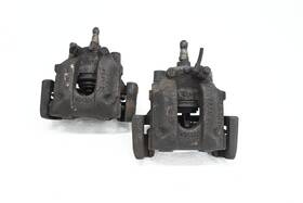 34211164579 Bmw 95-01 E38 740 Rear Brake Caliper Carrier Housing Shoe Set Oem
