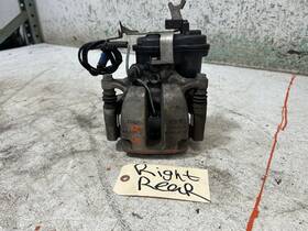 536-61729r Bmw 2020 540i Passenger Side Rear Caliper Oem With Bracket And Elec Park Brake