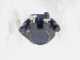 44087-94y Buell 1995-1997 S2 S2t And S3 S3t Thunderbolt Black Rear Wheel Brake Caliper
