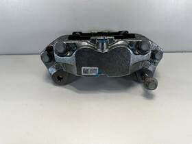 13542117 Cadillac Mint 2021-2023 Escalade Chevrolet Silverado Front Caliper Right Rh Oem