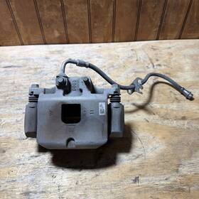 84556719 Cadillac 2019-2025 Xt4 Front Left Driver Side Brake Caliper Oem