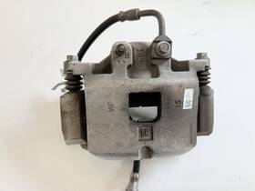 84556720 Cadillac 2020 - 2025 Xt4 Front Right Disc Brake Caliper Oem