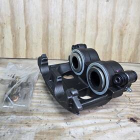 Ch182ccc252as Carquest Front Left Brake Caliper For Ford E150 E250 E350 Club Wagon E450 Super Duty