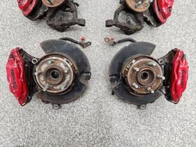 120962 Chrysler 2005-2014 300 Srt Brembo Brake Caliper Set Spindles 4 Piston 97k Charger Magnum