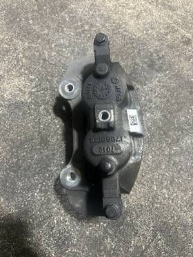 17988801 Chrysler 2017 Pacifica Front Rh Passenger Side Brake Caliper Oem #17988801