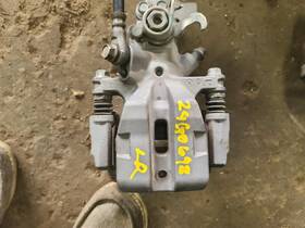 536.fi1s18 Fiat 124spider 2018 Caliper 1876274