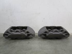 01558r Ford -01558r 2016-2022 Mustang Gt Front Pair Of 2 Brake Calipers 15k Mi Oem