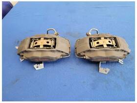 536-01225l Ford 2011-2014 Mustang Boss 302 Pair Brembo Front Brake Calipers 20k Miles 2599