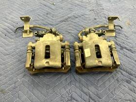 Dr3z-2552-c Ford 2005-2014 Mustang Gt Rear Left And Right Side Brake Caliper Pair Oem