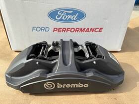 Fr3v-2010-ae Ford Mustang Shelby Gt350 Brembo Front Brake Calipers Pair Complete Pads And Pins