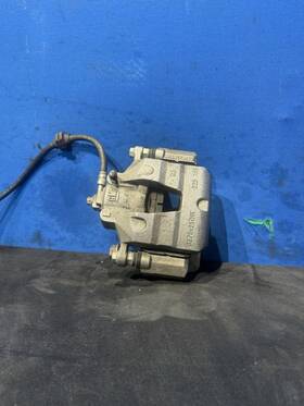 42699152 Gm 2017 - 2023 Chevrolet Bolt Ev Front Left Driver Side Brake Caliper Oem