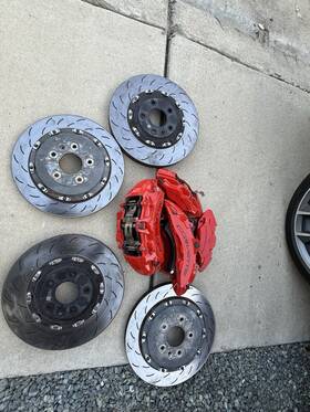 84207624 Gm 2016 Corvette Z06 Brake Calipers Disc And Pads