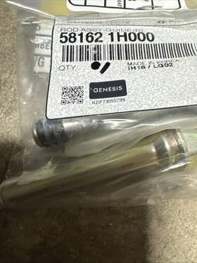 58161-1h000 Hyundai 58162-1h000 Usa-new Genuine Brake Caliper Guide Pin