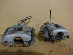 61329 Jaguar -61329 2013 Xf Rear Driver And Passenger Side Calipers Oem