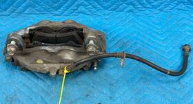 4773060280 Lexus Lx570 Land Cruiser Front Passengers Side Brake Caliper 77k 2008-2015 Oem