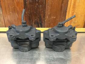 3243-223 Lockheed Mg Midget Original Front Brake Caliper Set. Used. Kmg979