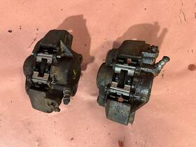 27h4651 Mg Mgb Front Brake Caliper Pair Oem 38k Miles