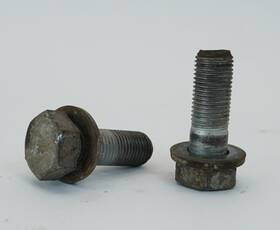 41005-6p01a Nissan 41005-au00a 98-04 Xterra Frontier Brake Caliper Mounting Bolts Pair Oem