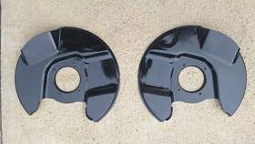 41151-e4100 Nissan 1969 To 5/70 Datsun 240z Front Brake Baffle Plates Series 1