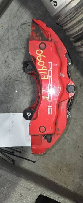 536-50475l Porsche Driver Caliper Front 14.49 Inch Diameter Fits 04-10 Cayenne L135822