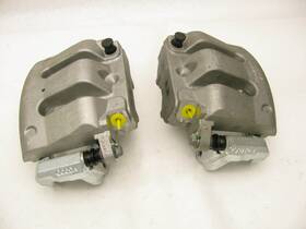 Brcf94-brcf95 Spark New Unboxed Oem Ford Front Brake Calipers Pair For 2011-2014 Mustang