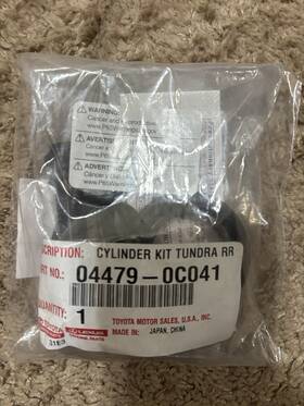 04479-0c041 Toyota Rear Disc Brake Caliper Seal Kit Tundra 2007-2018 Genuine Part Oem/new