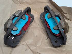 47730-12231 Toyota Corolla Ae86 Used Genuine Front Calipers Pair Project Mu Pads