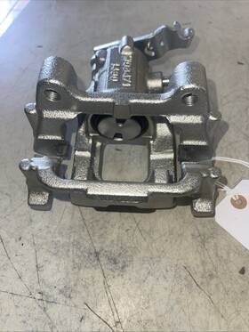 Volkswagen W08471 New Volkswagon Caddy Furgon Right Rear Brake Caliper