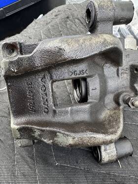 31445757 Volvo 16-22 Oem Xc90 Rear Left Driver Side Brake Caliper