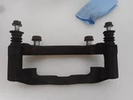 2000 Land Rover Discovery Ii Left Driver Front Brake Caliper Bracket W/ Bolts. Fixed Price $24.50.