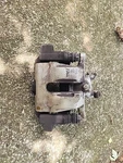 2016 Land Rover LR4 Oem Rear Brake Caliper Passenger Right. Fixed Price $50.00.